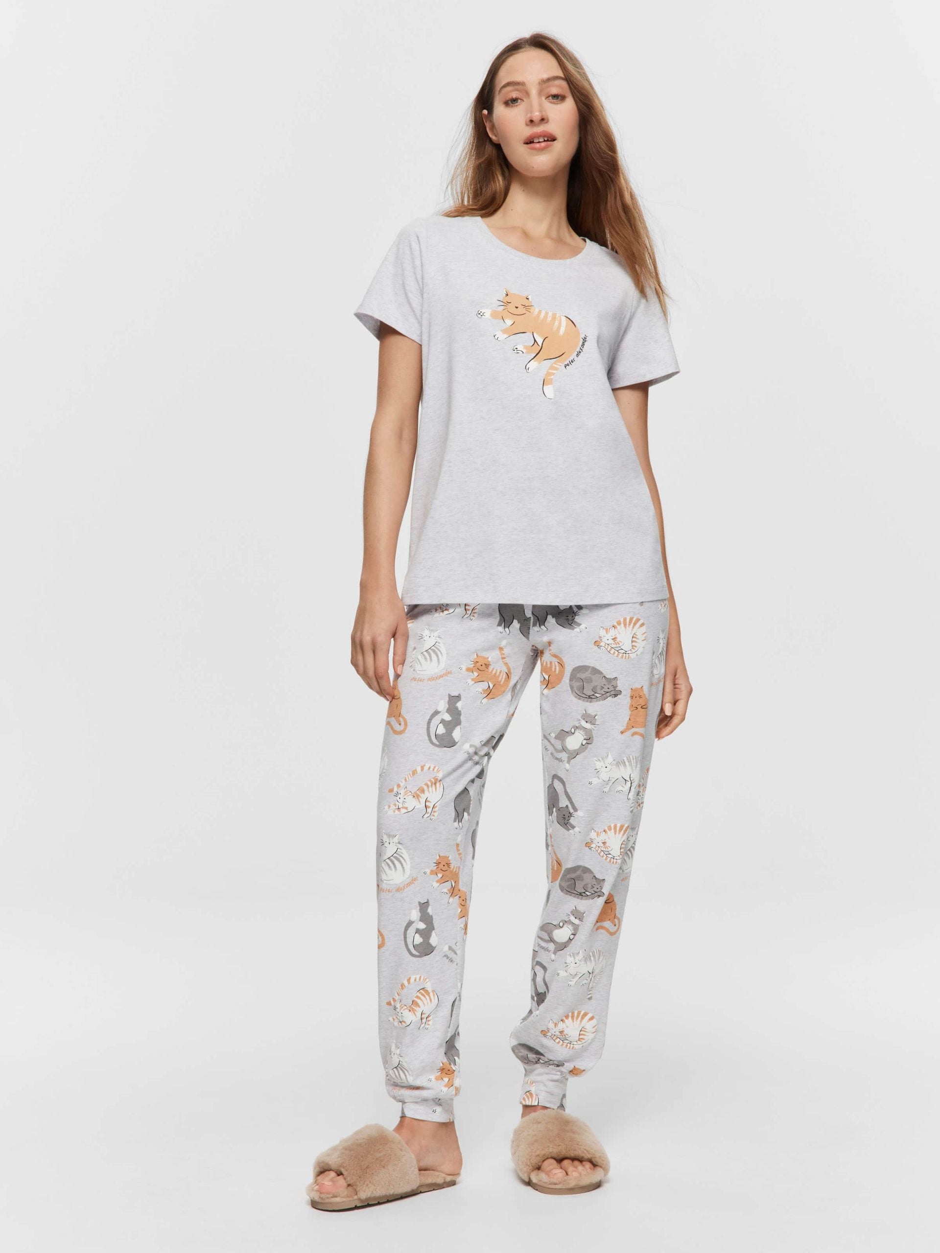 Cat Tee greymarle