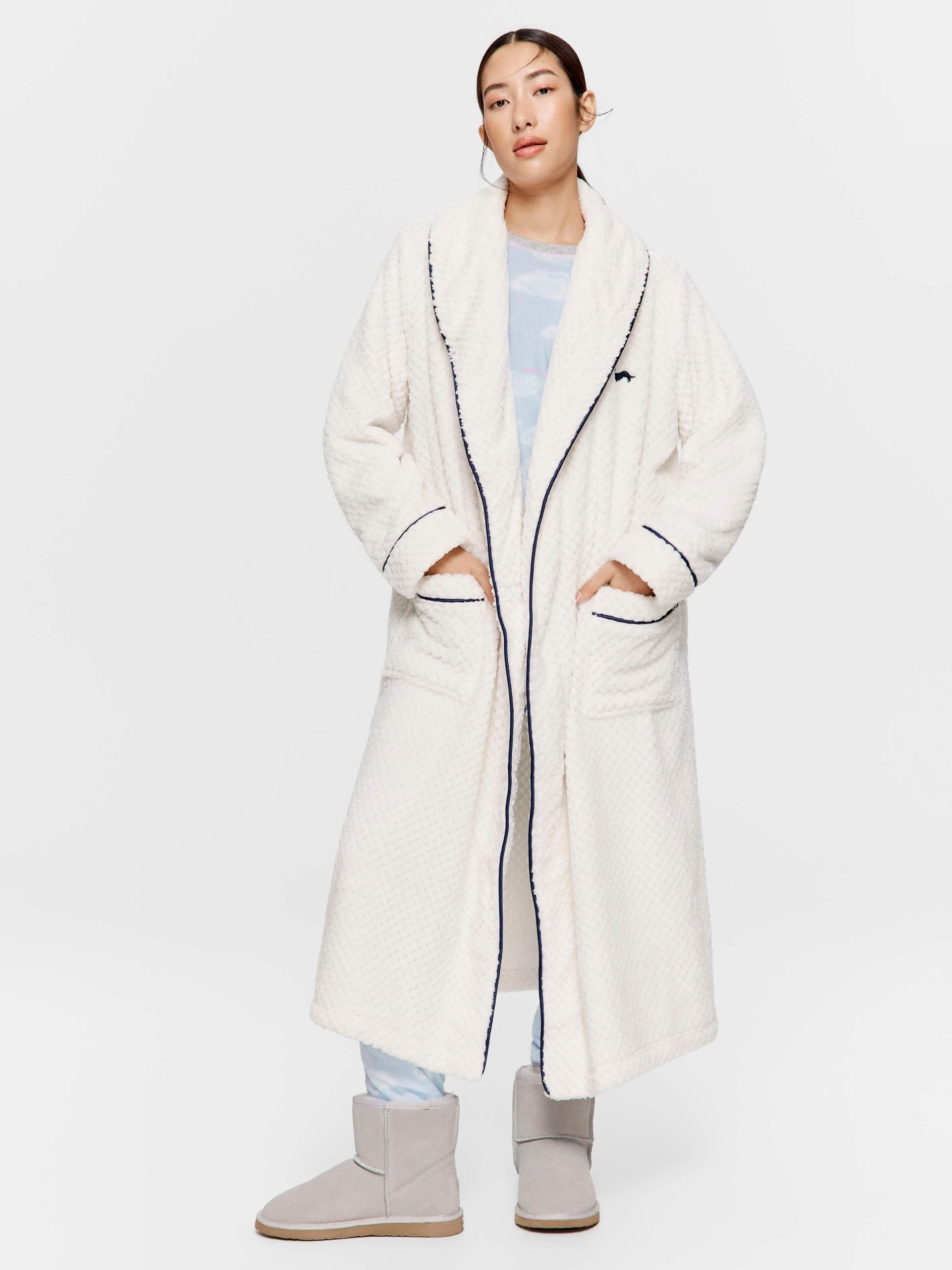 P.A. Hotel Edition Jacquard Gown white