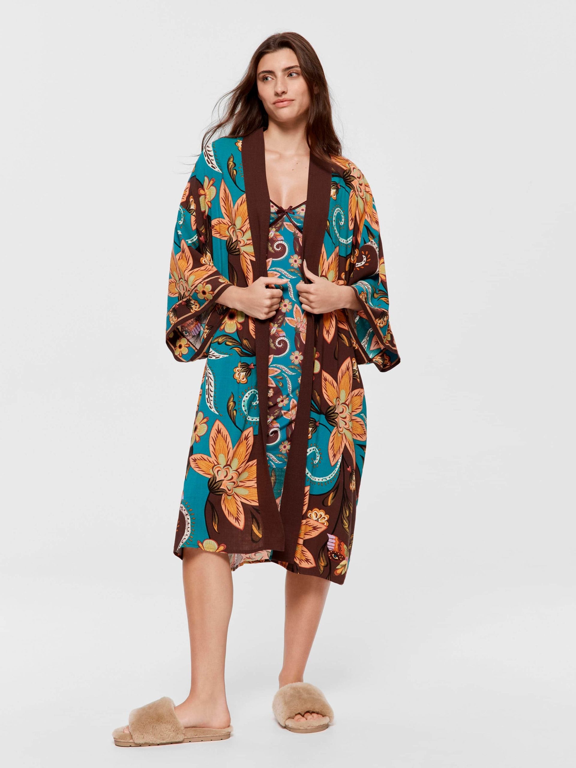 Wallpaper Kimono Gown multi