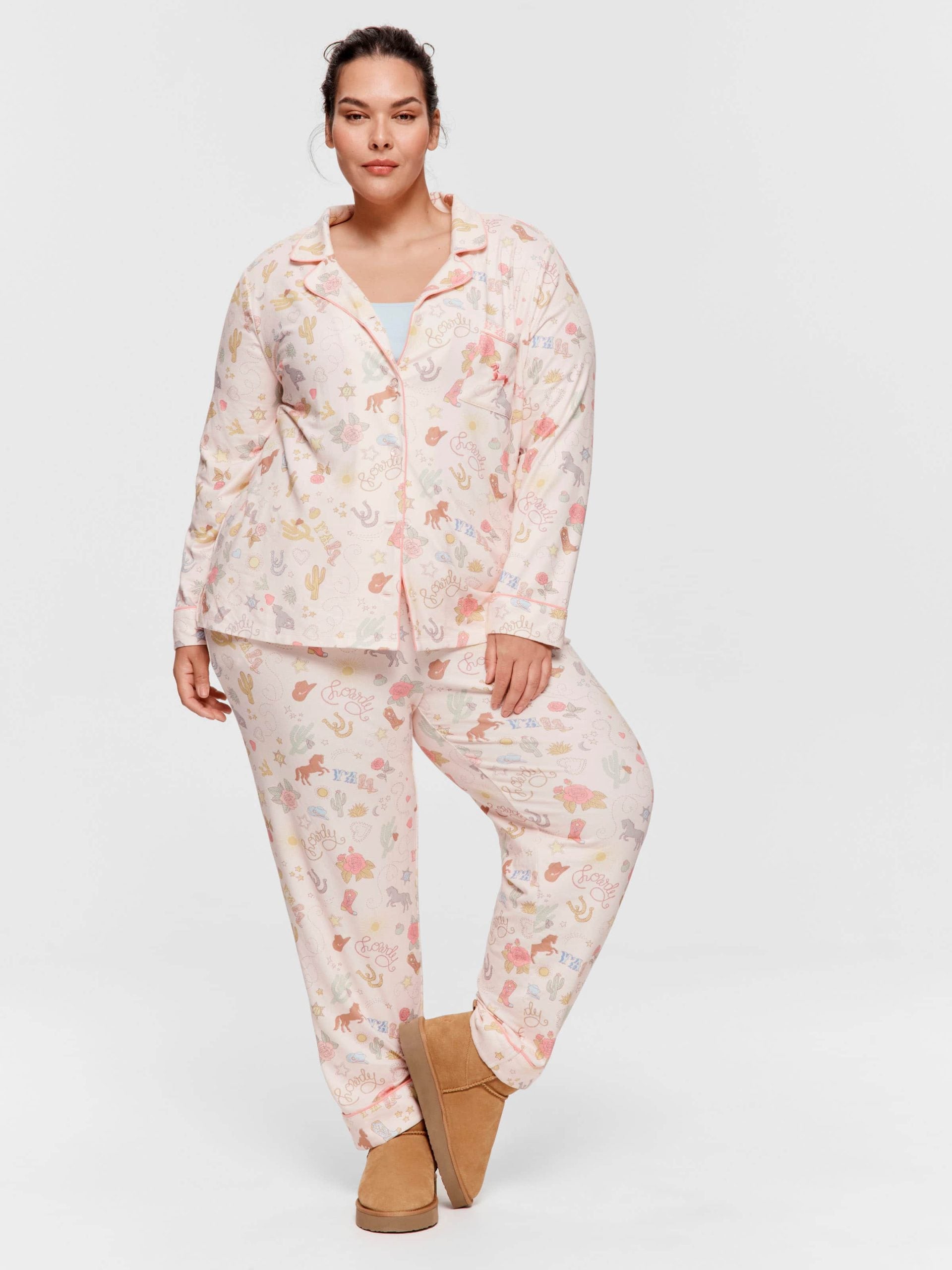 P.A. Plus Howdy Plush Classic Pj Set Multi