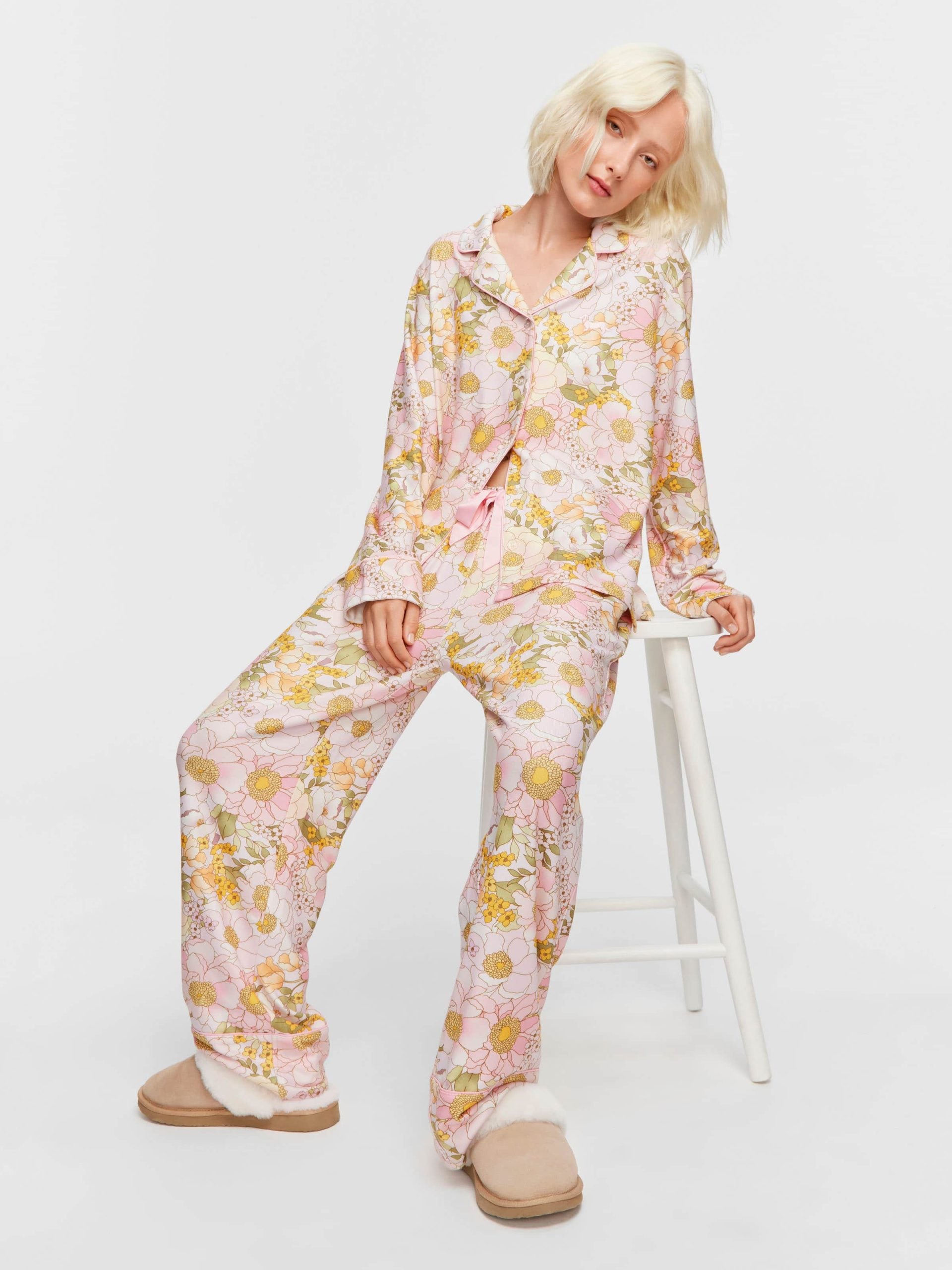 Pretty Floral Plush Long Pj Set multi
