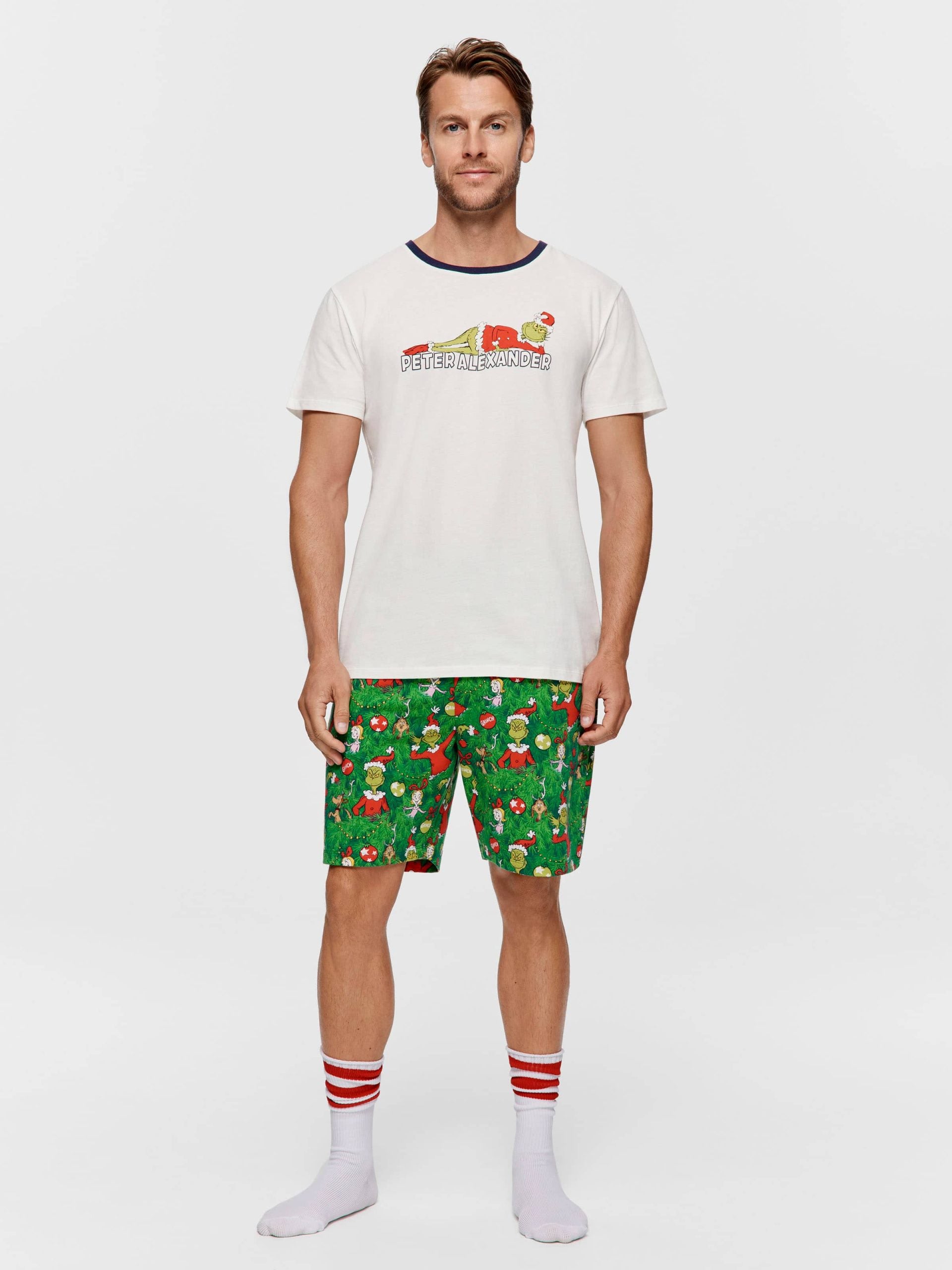 The Grinch Tee cream