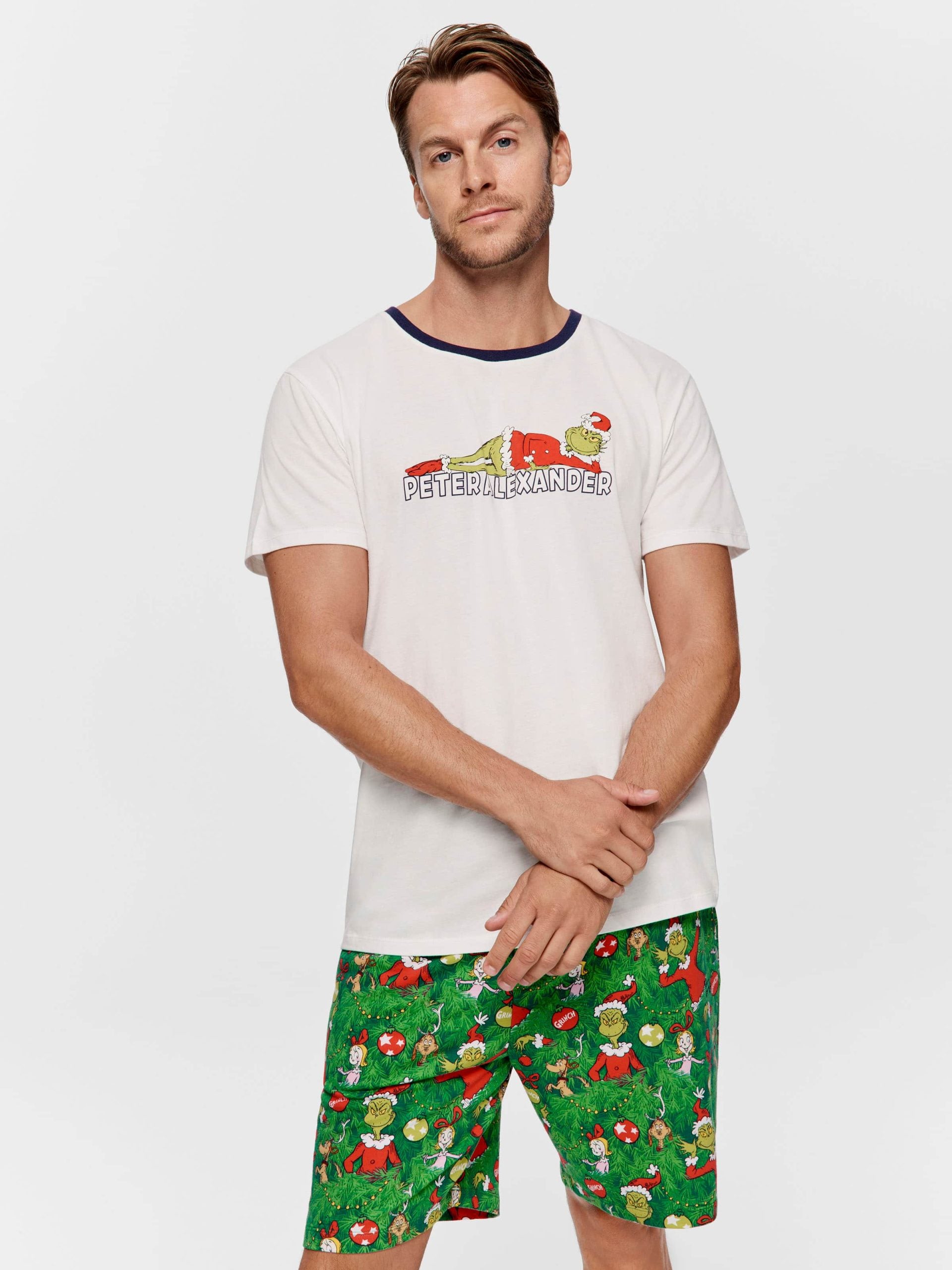 The Grinch Tee cream