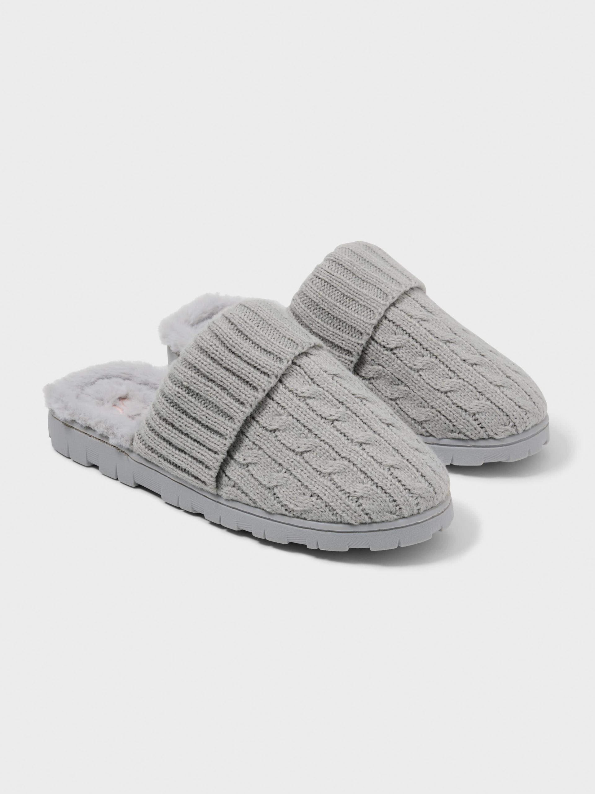 Cable Knit Scuff grey