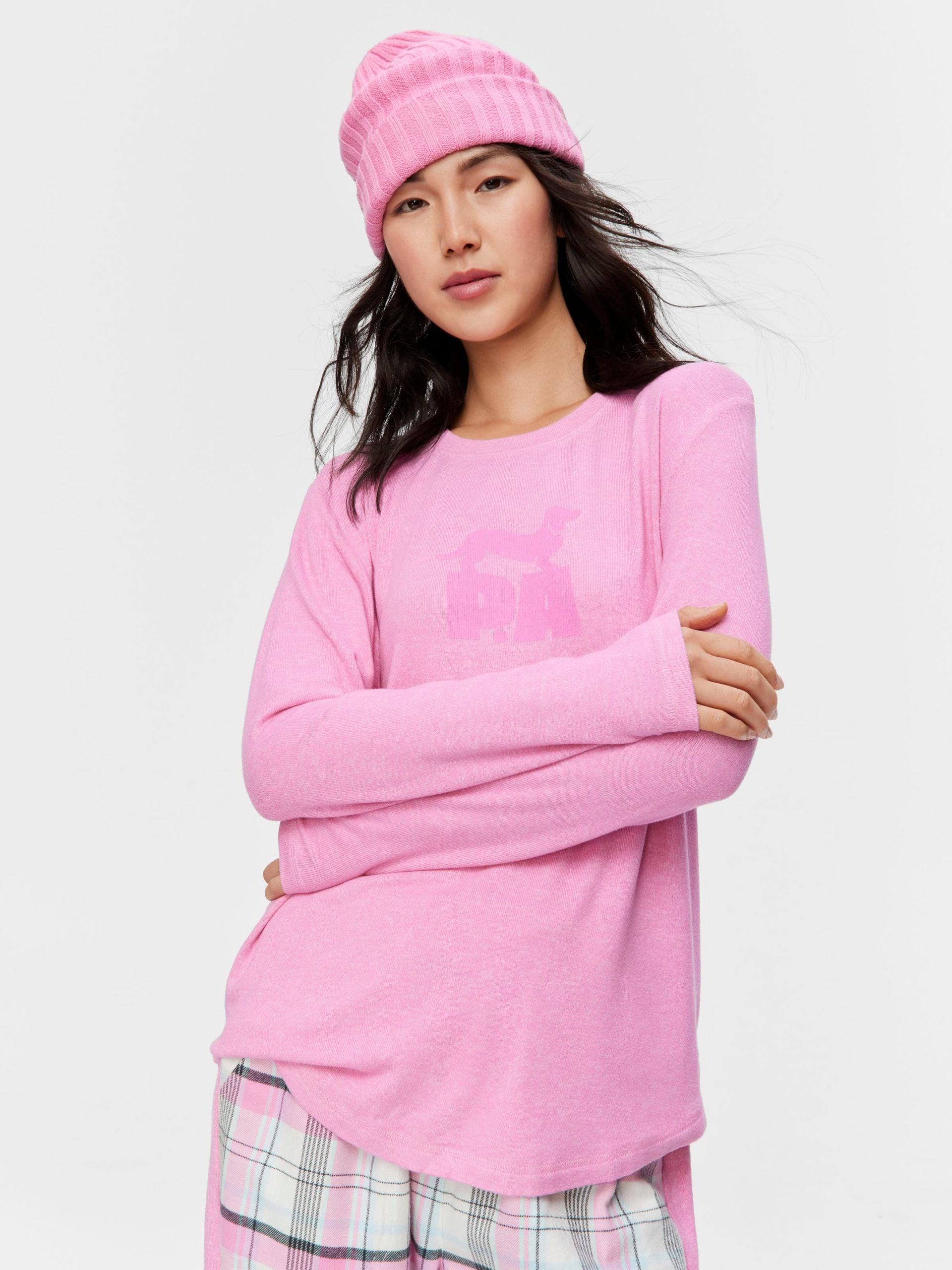 Fuzzy Logo Sweater pink