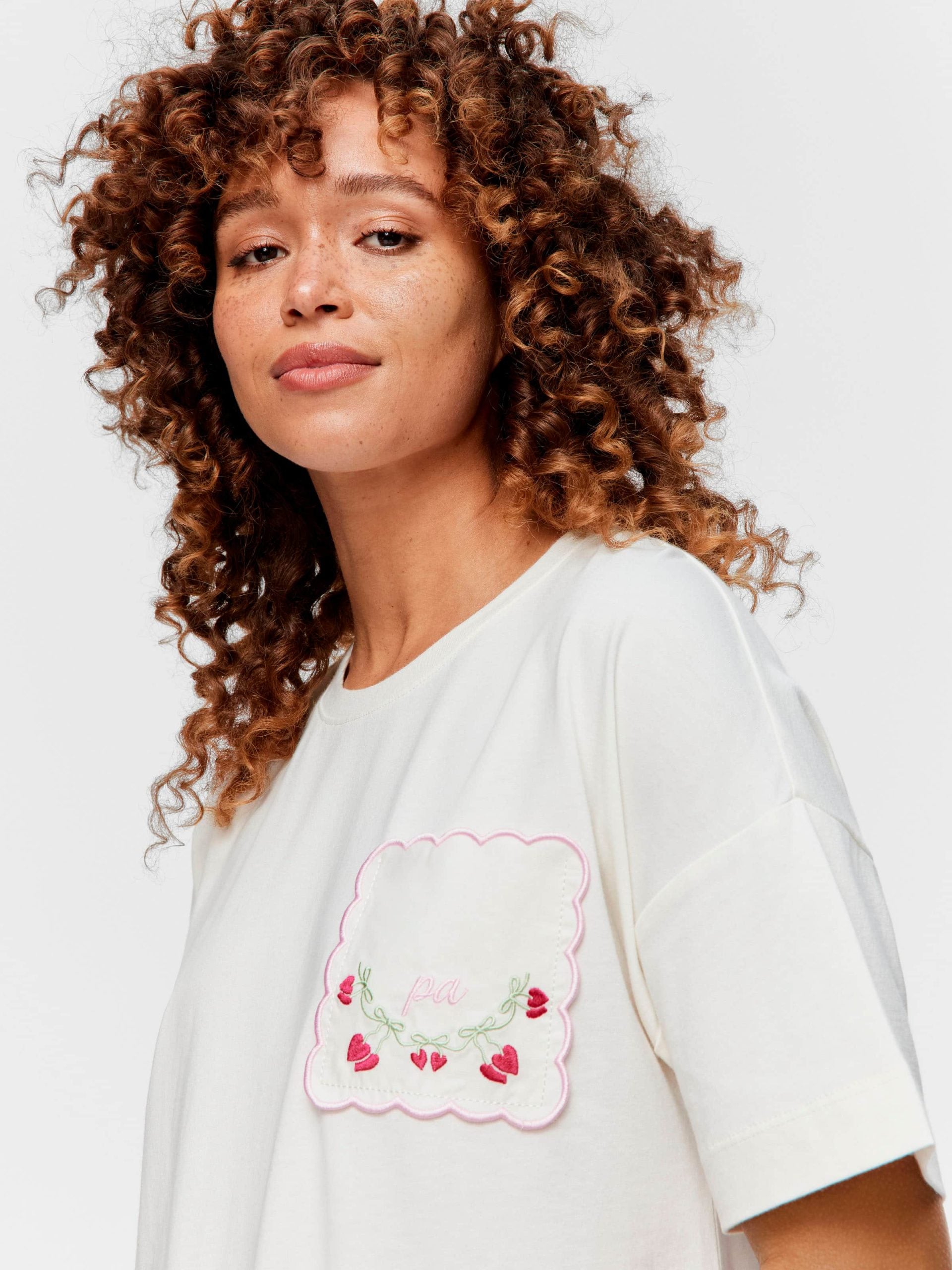 Handkerchief Tee cream