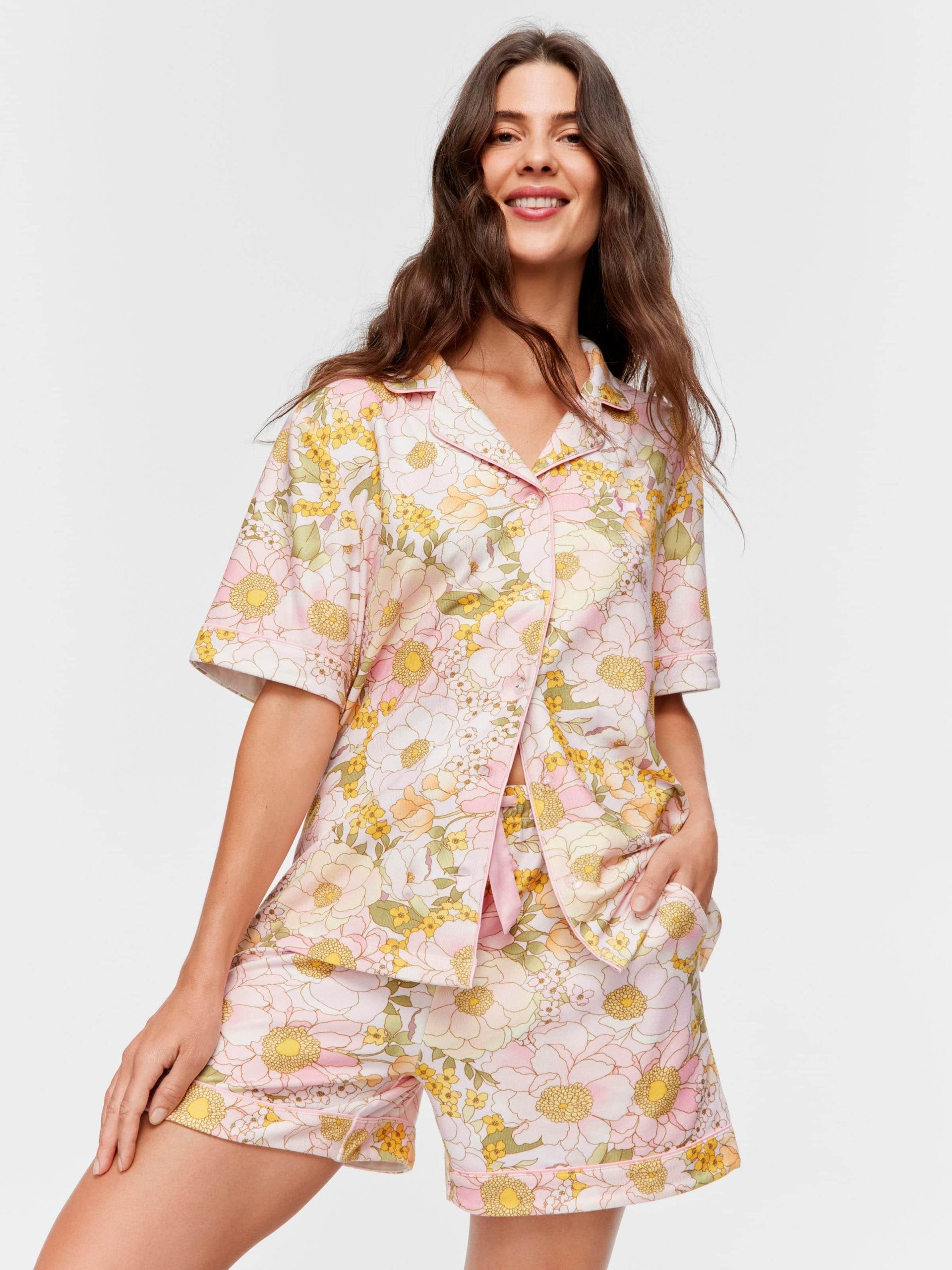 Pretty Floral Plush Shortie Pj Set multi