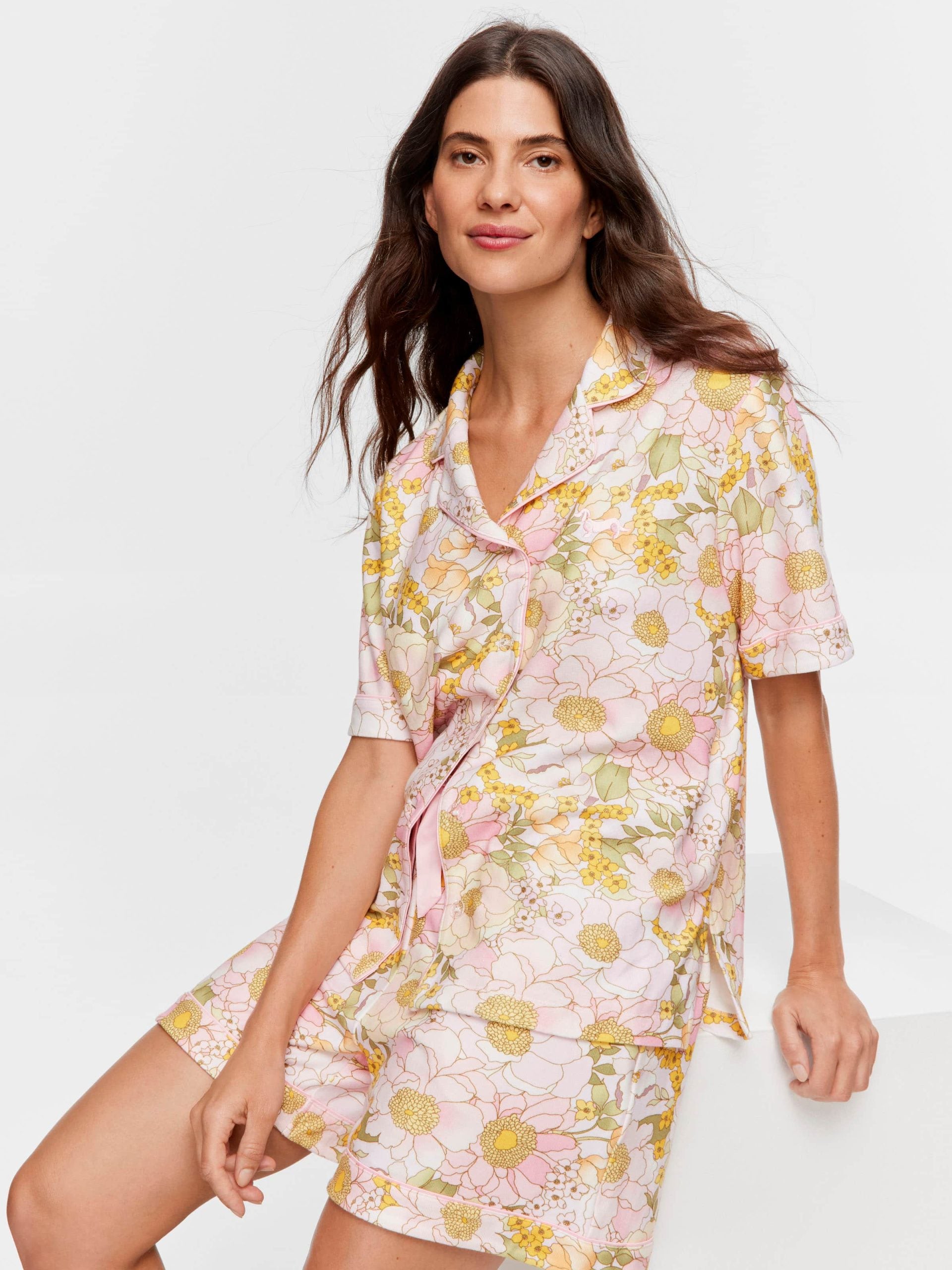 Pretty Floral Plush Shortie Pj Set multi