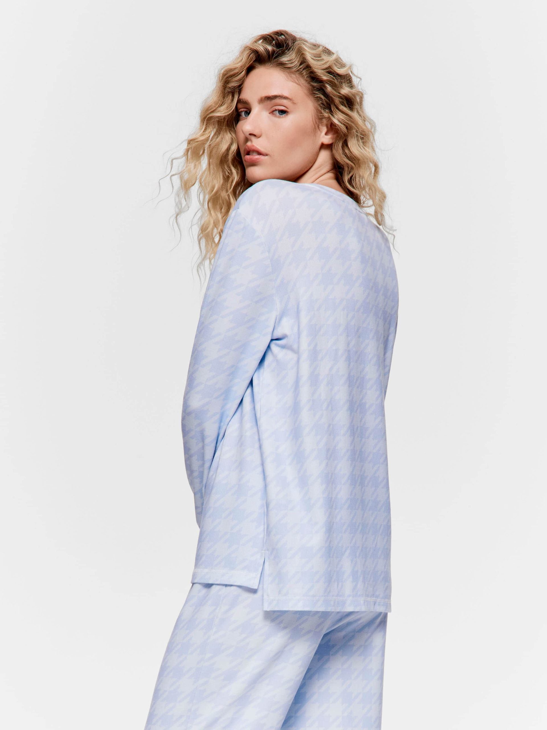 Houndstooth Plush Sweater blue